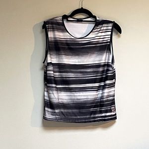 Flattering Ladies XL Nike Athletic Tank Top